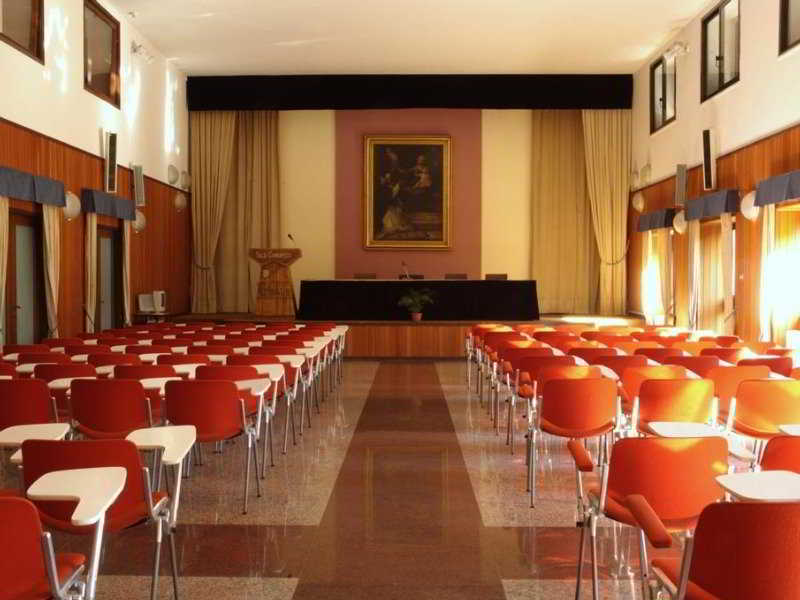 Emmaus Hotel Цафферана-Етнеа Екстер'єр фото
